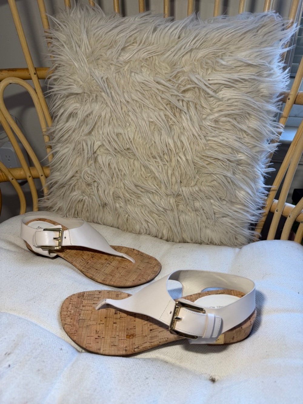 Michael Kors White Thong Block Heel Sandals Buckle Cork Insole Leather Straps